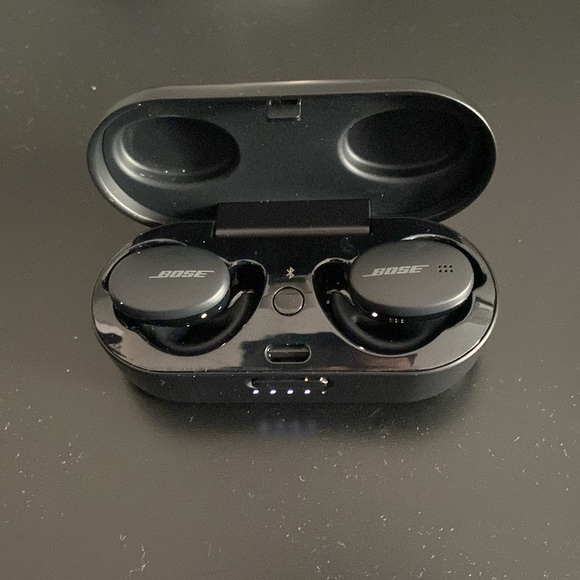 Bose sport ear buds - Picture 2 of 2